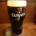 HUB - ギネス（パイント） 誕生日サービスでいただきました！