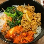 すき家 - ロカボ牛ビビン麺温(￥590)【2017/4/27】