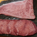 東京肉しゃぶ家 - タンとサーロイン