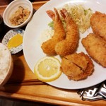 喫茶 俺ん家゛ - Ａミックスフライ（エビ・帆立・カキ）1,100円　2017/04