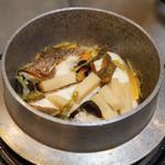 銀ざ - 鯛と山菜の釜飯