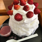 松月氷室 - いちごだらけ(大仏バージョン) 800円