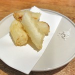 紬山荘 - 白アスパラガスの天ぷら    