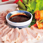 Sharaku - ポッサム！豚肉＋キムチ料理の中で大人気の料理です！