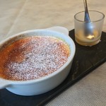 カーサ・デル・チーボ - 岩舘りんご園さんのグラニースミスのクレームブリュレ レモンのソース