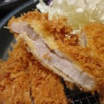 Tonkatsu Tadumura - ロースかつのアップ