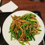 中華料理 華宴 - 豚肉とにんにくの芽炒め