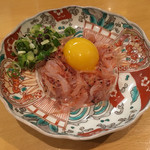 鮨松榮 - 桜海老と有精卵