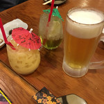 沖縄料理ちぬまん - ノンアルコールマンゴーオレ（左）ノンアルコール（中）オリオン生ビール（右）