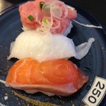 独楽寿司 - 人気の３種盛り