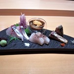 八新鮨 - 関鯵・関鯖・真鯛・槍烏賊と和布蕪の漬け
