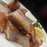 Guriru Izakaya Kiyose - 久米島赤鶏 もも肉の塩グリル