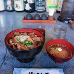 中目黒 鶏味座茶屋 - 十勝風豚丼