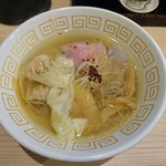 中村麺三郎商店 - 2017年3月　海老ワンタン塩らぁ麺　950円