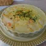 ぐらたん屋 ＦＬＡＴ - Aランチ（エビマカロニグラタン・サラダ・コーヒー）