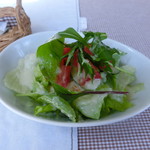 ぐらたん屋 ＦＬＡＴ - Aランチ（エビマカロニグラタン・サラダ・コーヒー）