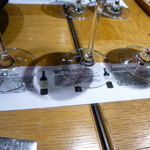 h Le Bar A Vin 52 Azabu Tokyo - 限定の飲み比べメニュー。一番左側のが美味しかったです