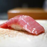 天寿し 京町店 - 中トロ　漬け出汁