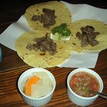 ラ・カシータ - Tacos de Res(牛肉のタコス)