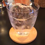 エイトカフェ - お酒やドリンクを美味しく堪能していただくために、松徳硝子の【うすはりグラス】を使用しています。