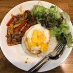 イサーン - パッカパオムーサップ　税込750円