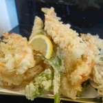 まさか - エビ、筍、フキノトウ、タラの芽、コシアブラ、舞茸、カボチャ、さつまいも、ちくわ