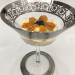 Grand rocher - 生ウニのババロアには、メロンピューレと言う合わせ技。