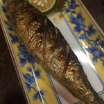 家庭料理うさぎ - 焼秋刀魚
