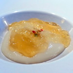 シャントレル - ランチ3,600円コース、季節の一皿