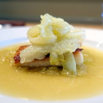 シャントレル - ランチ3,600円コース、魚料理