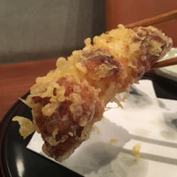 自家製粉石臼挽きうどん 青空blue 本店 - 塩につけても、うとんに投入しても美味しいちくわ天でした