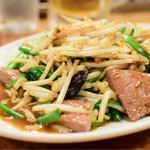 昇龍 PART2 - レバニラ炒め＠670円：肉（きっと豚でしょう） or レバーを選択可