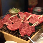 厳選和牛 焼肉 犇屋 - 