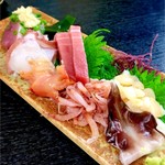 十八番 - ちょい刺し盛り。