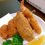 十八番 - フライ盛り。