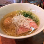 らーめん芝浜 - 塩、那須高原豚コンフィと味玉