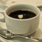 Le pique-assiette - 食後のコーヒー