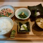 5月1日の「おひるの定食」