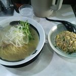 らーめん然屋 - ランチセット･塩ラーメン750円+半ちゃん炒飯150円=900円 2016H年1月