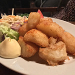 さぼうる - フライドポテトを注文したら、ゴロッとしたものが登場