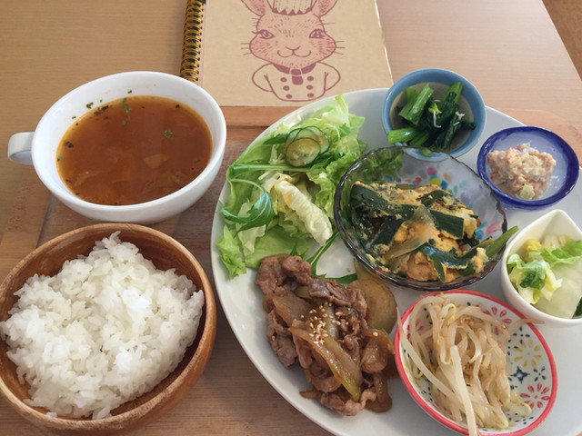 Cafe うさもも 青森 カフェ 食べログ