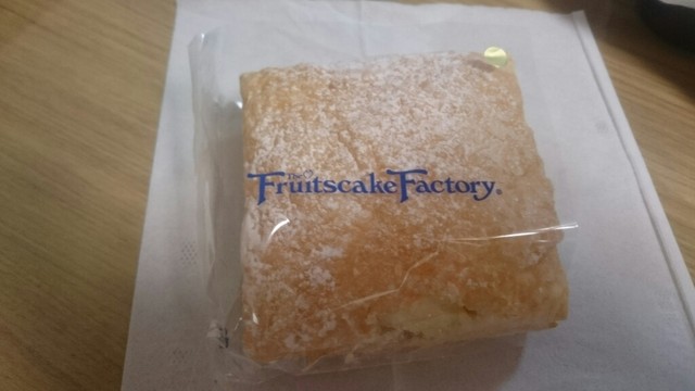 フルーツケーキファクトリー 大谷地店 大谷地 ケーキ 食べログ