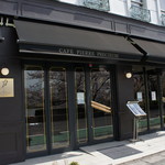 ピエールプレシュウズ - 外観