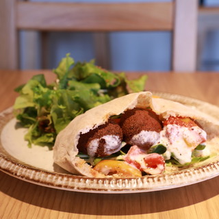 カフェ ストウブ_0