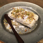 炭火とワイン - フレンチアイス【ピスタチオ ナッツ グラッセ】