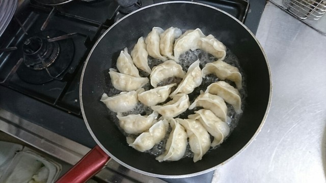 円風 エンプウ 高蔵寺 餃子 食べログ