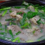 平安道 チャッサルスンデ 江南直営店 - 最後にニラを