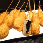 六波羅 - 串揚ランチ 1000円 のネギマ、茄子、うずらの玉子、帆立貝柱、烏賊、白身魚、玉ねぎ、海老