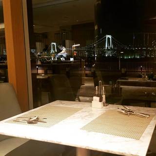 お台場の夜景が見えるレストランなら デートにおすすめのお店10選 食べログまとめ
