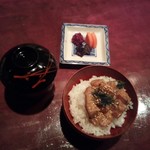 りょうりや 御旅屋 - 〆セット 鰤の胡麻和え丼